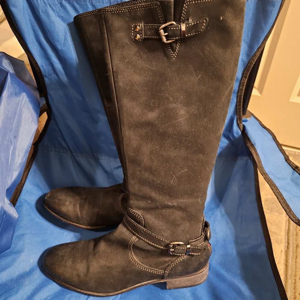 Mally Italian Suede Black Boots With Red Back Zipper And Snaps